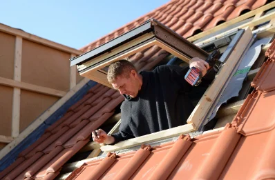 Pose de fenêtres de toit Velux au Bec-Hellouin